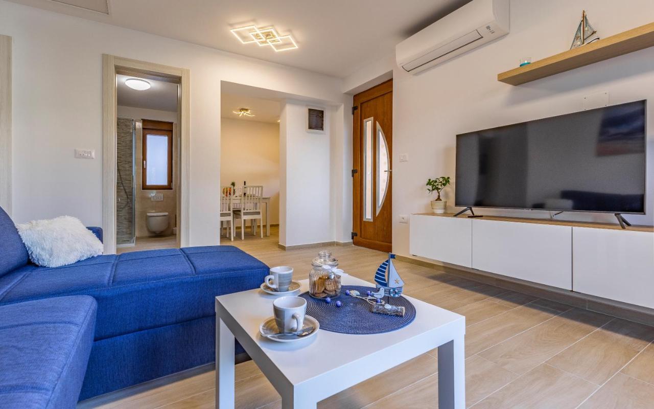 Apartment Blue Pula, New, Family Friendly, Comfortable, Free Parking And Wifi Luaran gambar
