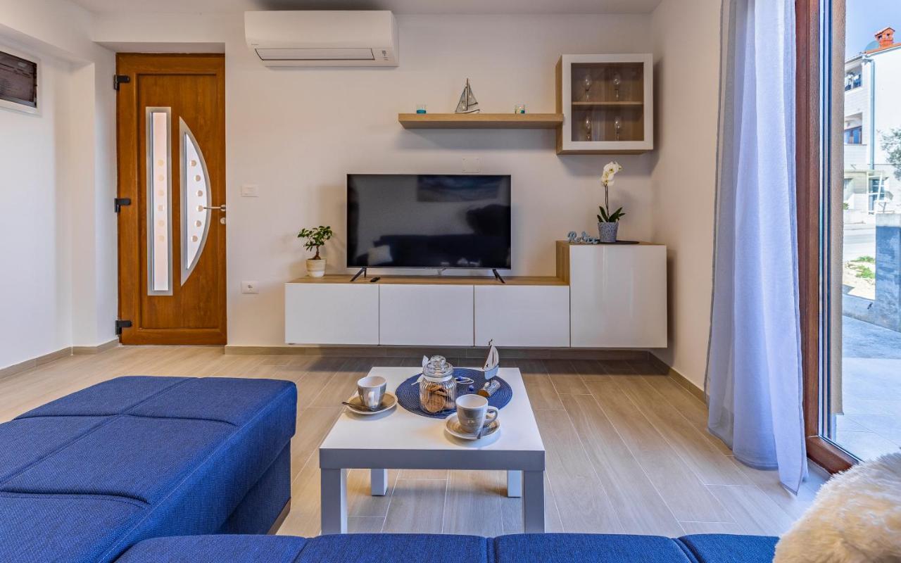 Apartment Blue Pula, New, Family Friendly, Comfortable, Free Parking And Wifi Luaran gambar