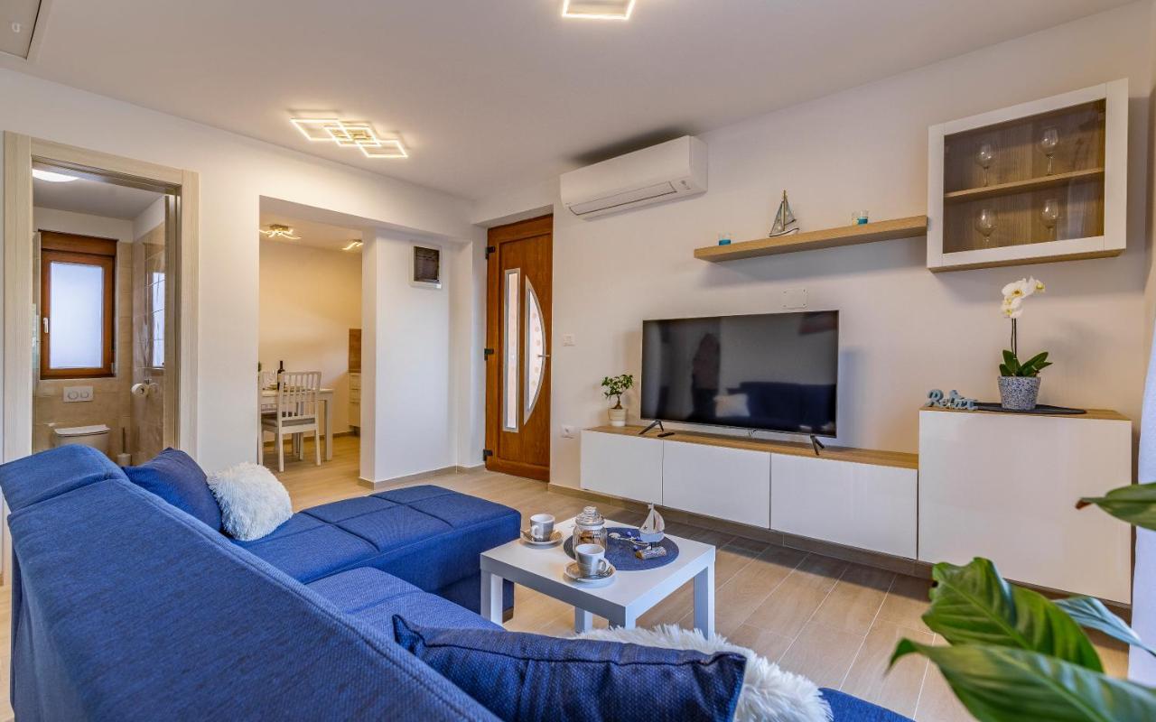Apartment Blue Pula, New, Family Friendly, Comfortable, Free Parking And Wifi Luaran gambar